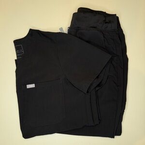 FIGS Black Scrub Set M Catarina V-Neck Top Zamora Joggers Women's Medium
